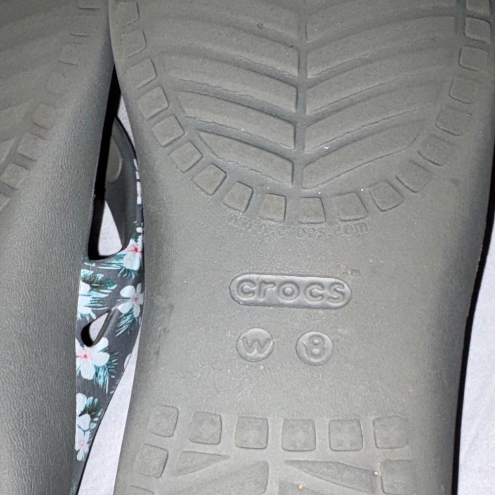 CROCS Gray Floral Slides - Picture 6 of 7
